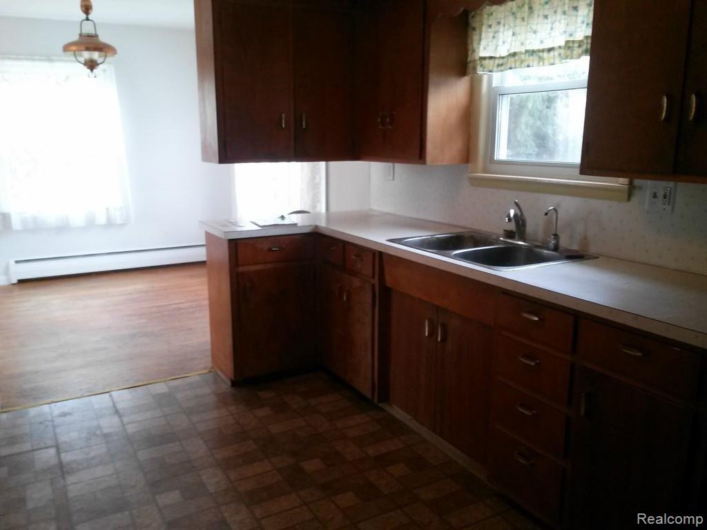 5146 Lippincott Road Lapeer, MI 48446 - Photo 13 of 26 CAM00401.jpg