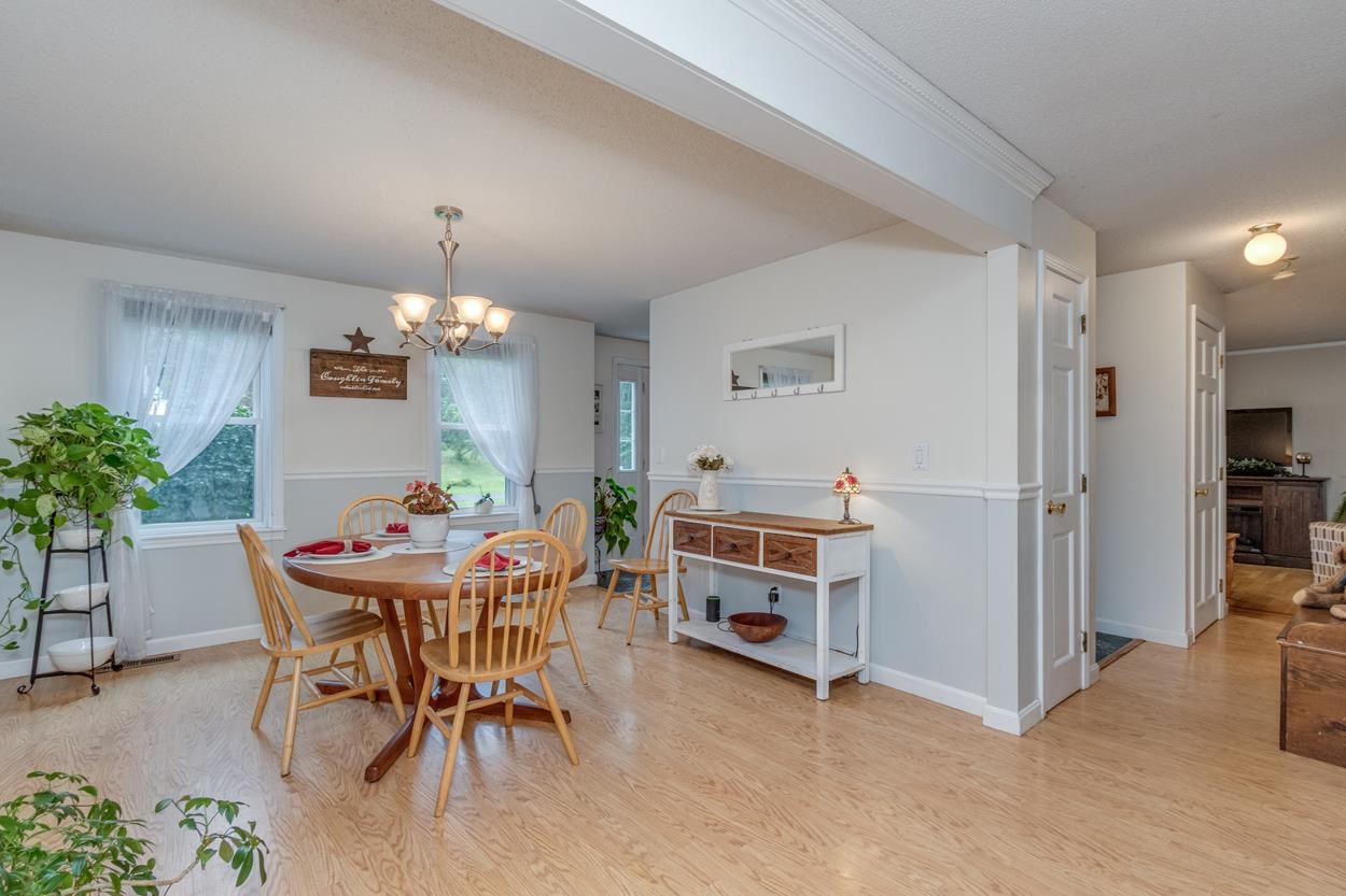 10 Greenwich Road Litchfield, NH 03052 - Photo 12 of 40