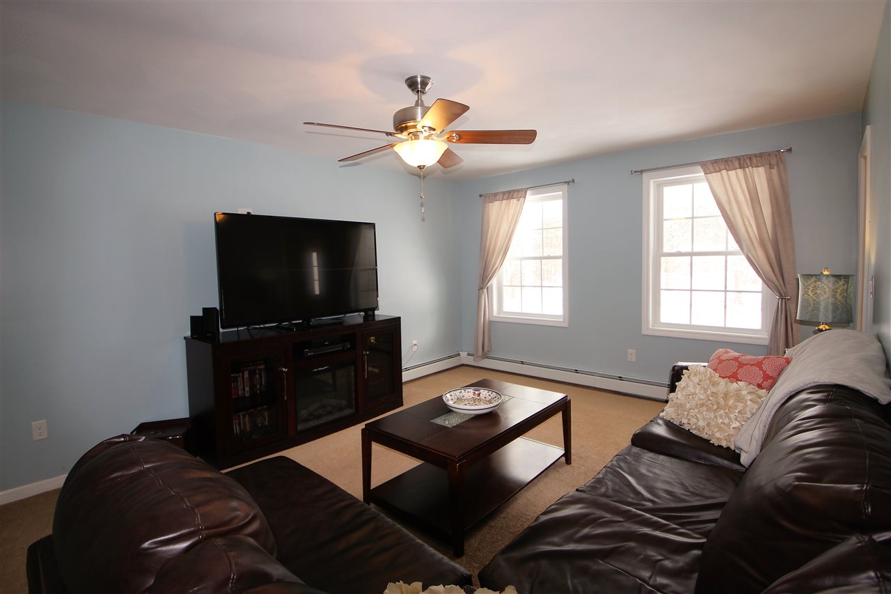 58 France Road Barrington, NH 03825 - Photo 13 of 40
