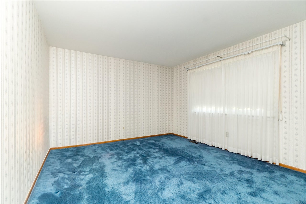 17596 Levan Road Livonia, MI 48152 - Photo 23 of 44 Gallery Image 23