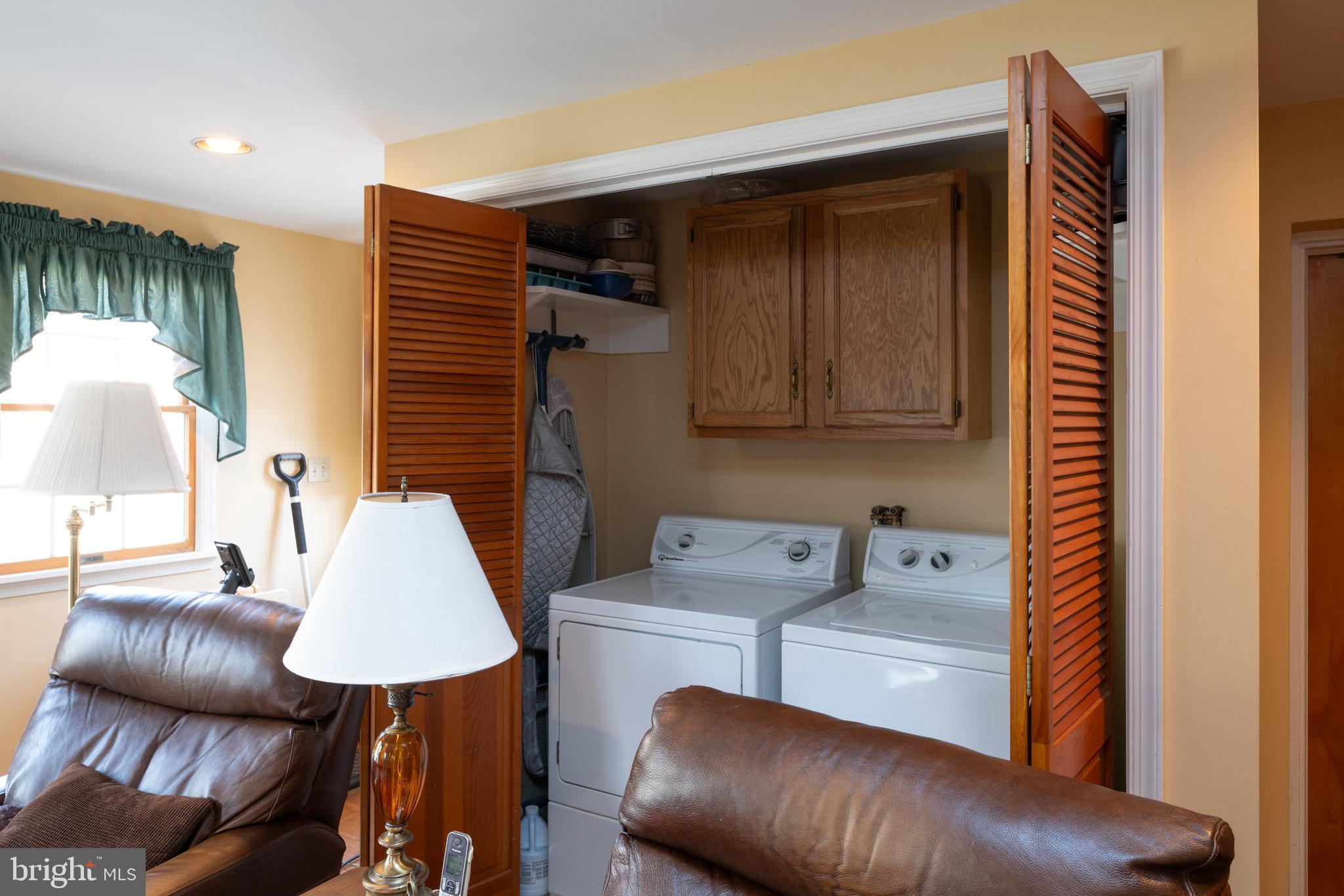 1848 Ridgelawn Avenue Bethlehem, PA 18018 - Photo 17 of 39