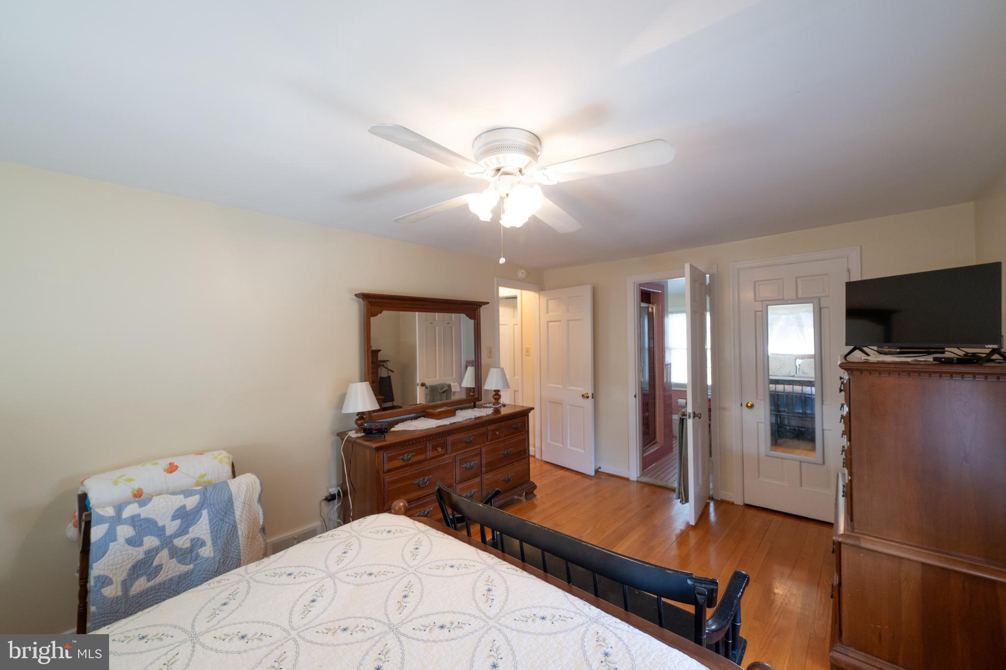 1848 Ridgelawn Avenue Bethlehem, PA 18018 - Photo 20 of 39