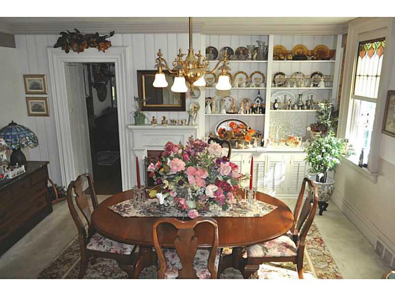 308 Ridge Lane Saxonburg, PA 16056 - Photo 5 of 17 Dining Room.
