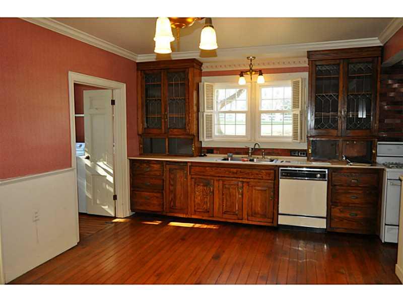 308 Ridge Lane Saxonburg, PA 16056 - Photo 8 of 17 Kitchen.