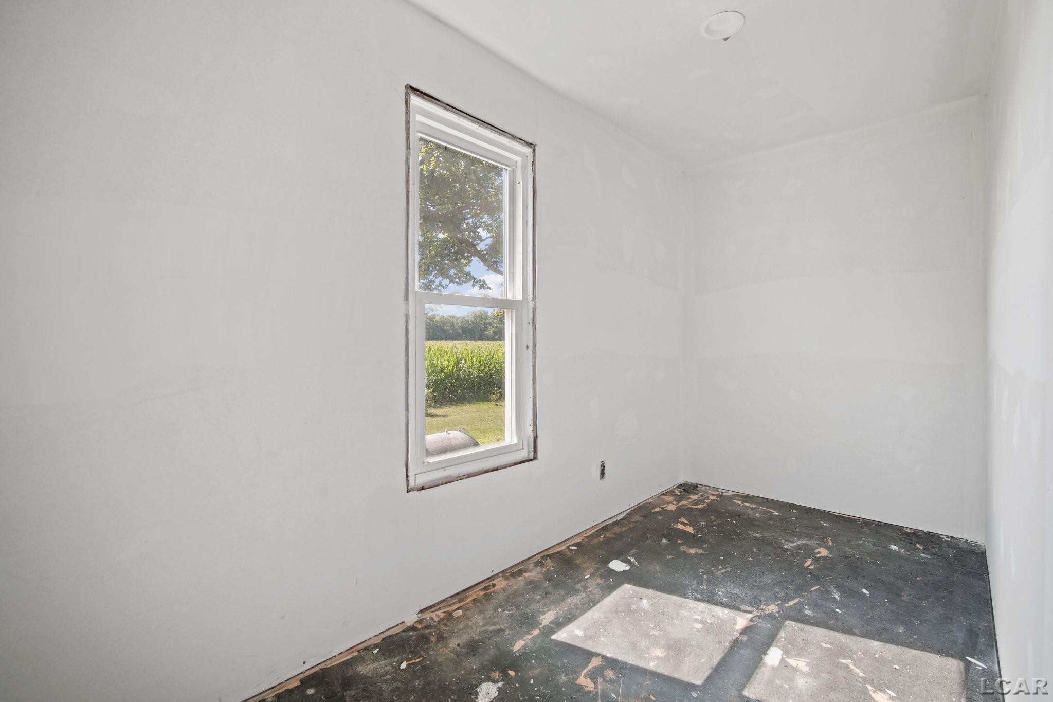 10434 Rouget Road Blissfield, MI 49228 - Photo 14 of 38 50117170-13.JPG