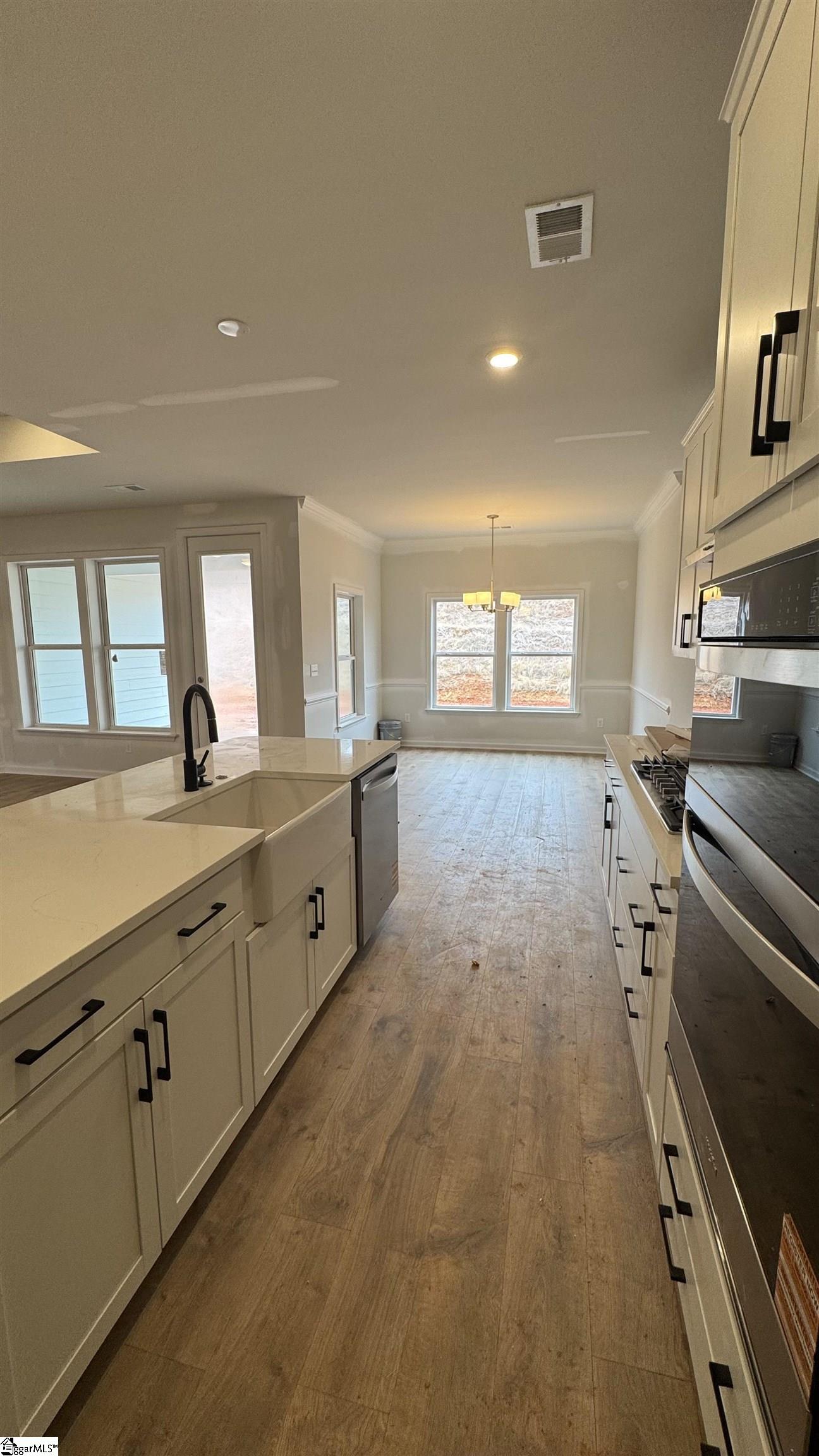 340 Goldenrod Court Seneca, SC 29678 - Photo 8 of 42