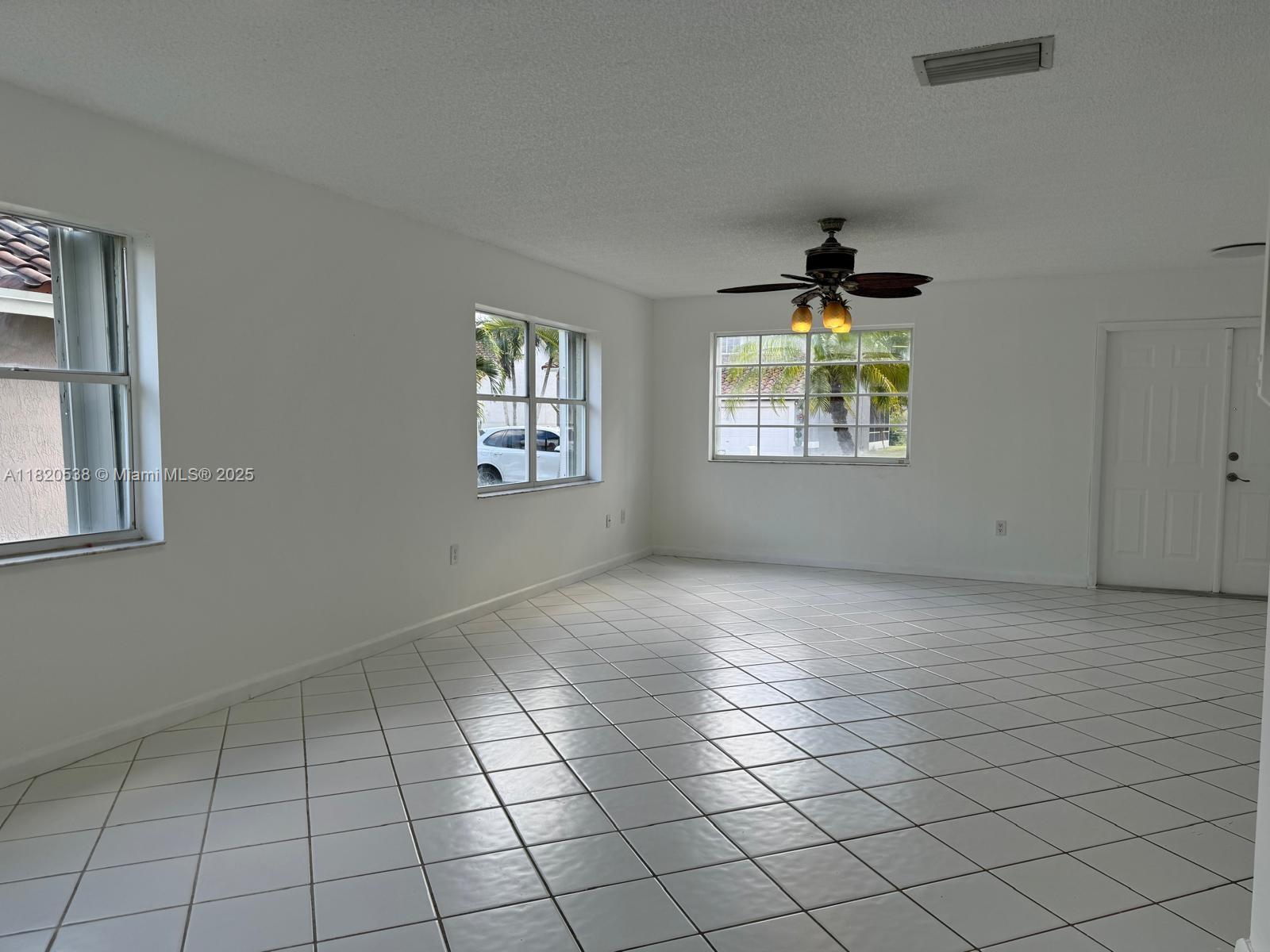 12149 Northwest 34th Street, Unit 12149 Sunrise, FL 33323 - Photo 20 of 33
