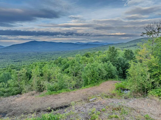 $675,000 | 0 Ledgewood Drive, Unit 9 8, Bethlehem, NH 03574