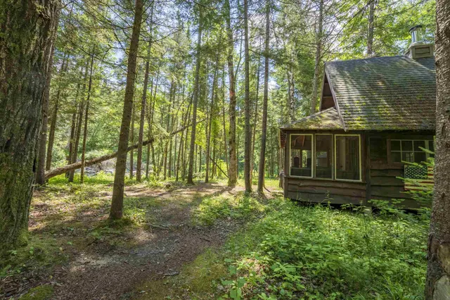 $675,000 | 0 Ledgewood Drive, Unit 9 8, Bethlehem, NH 03574