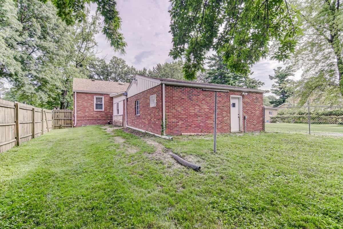 3136 East Division Street Springfield, IL 62702 - Photo 37 of 39 Gallery Image 37