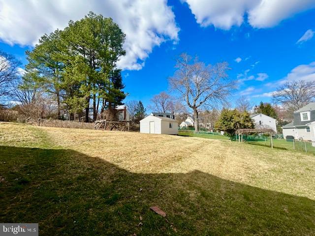 1409 Winding Waye Lane Silver Spring, MD 20902 - Photo 69 of 73 a view of road with large trees