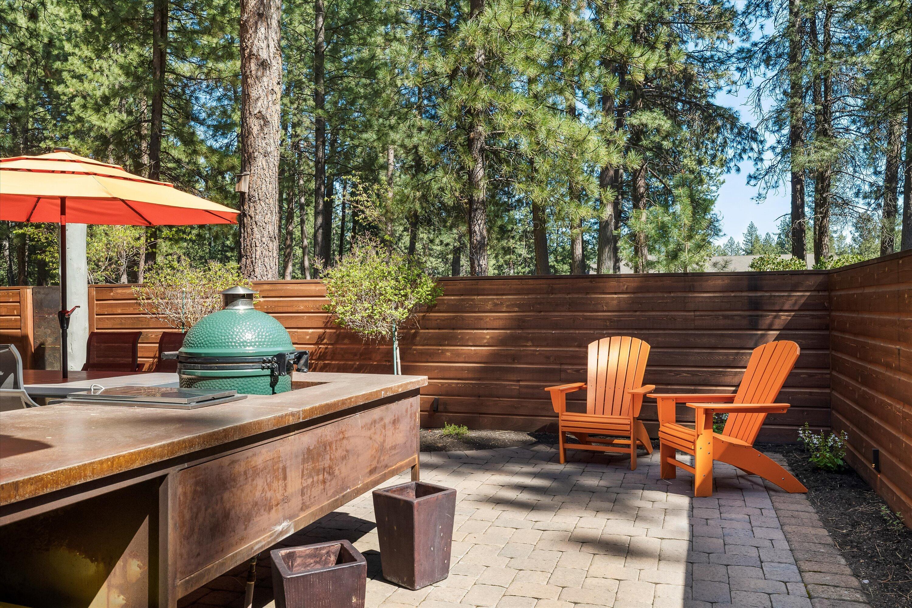 60770 Golf Village Loop Bend, OR 97702 - Photo 53 of 71 Back patio