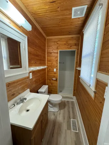 $160,000 | 511 East Jefferson Avenue, La Porte, IN 46350