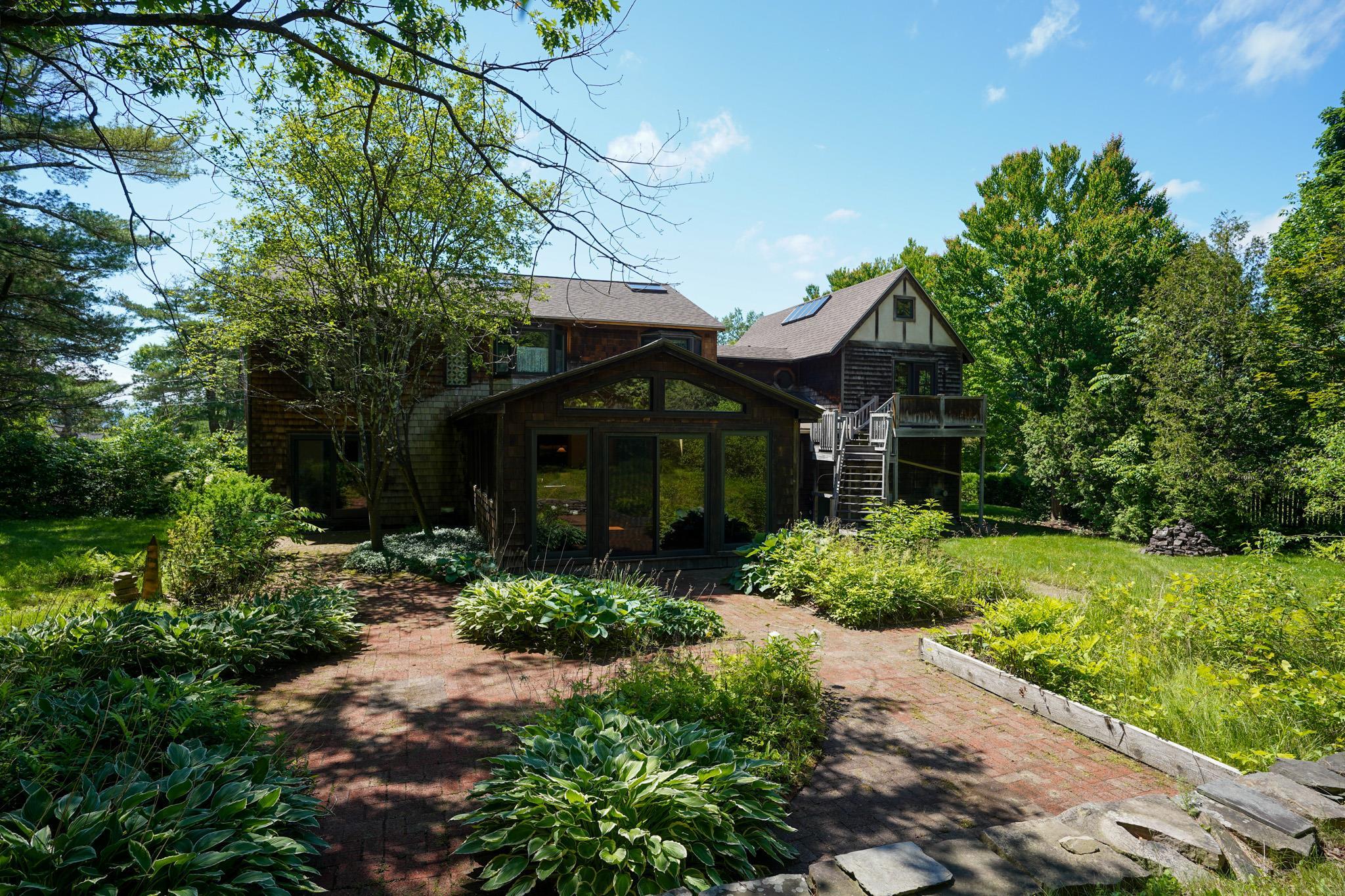 341 South Cove Road Burlington, VT 05401 - Photo 15 of 38 Gallery Image 15