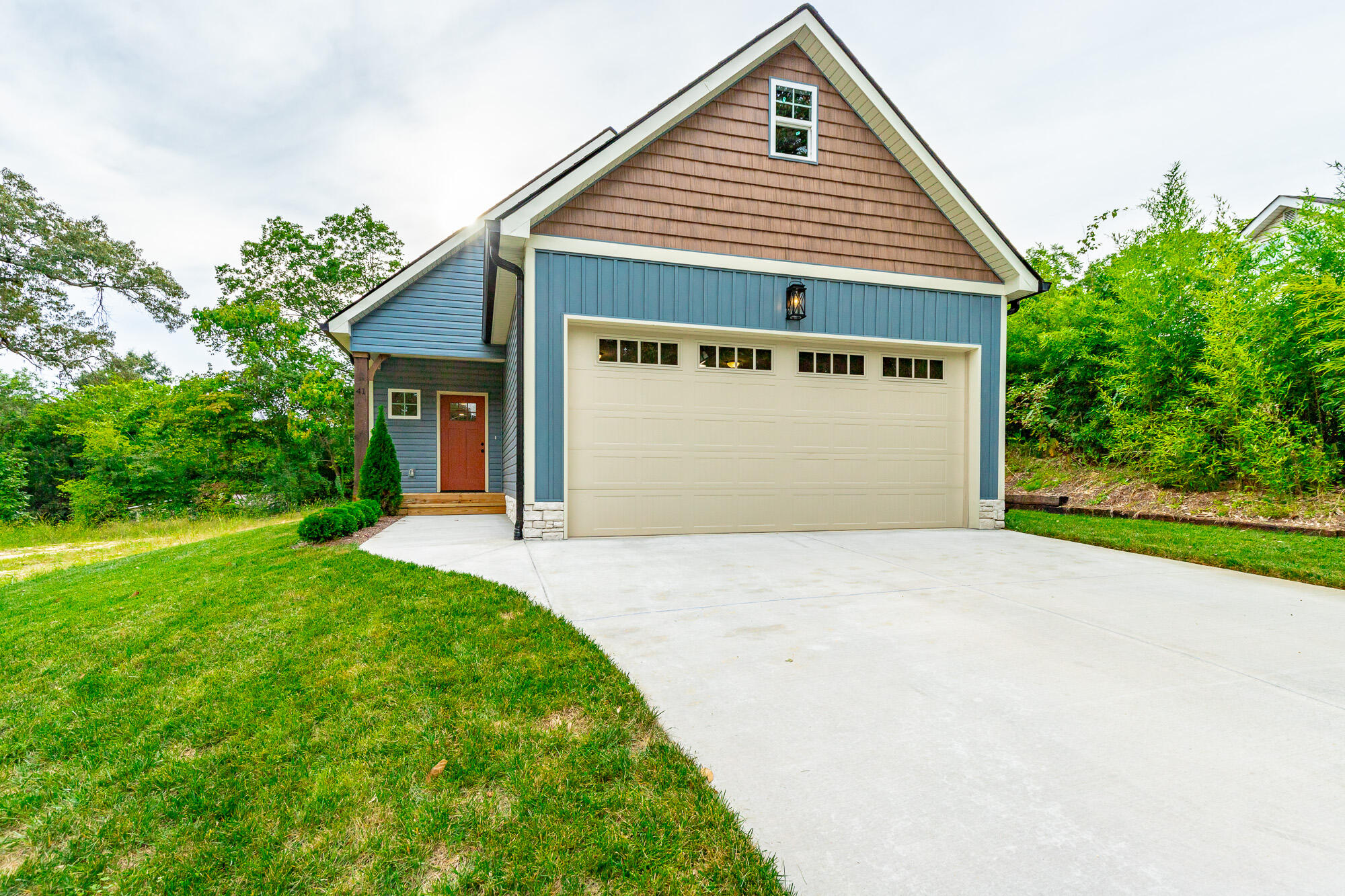 41 Greens Lake Road Rossville, GA 30741 - Photo 1 of 30 Front of the House