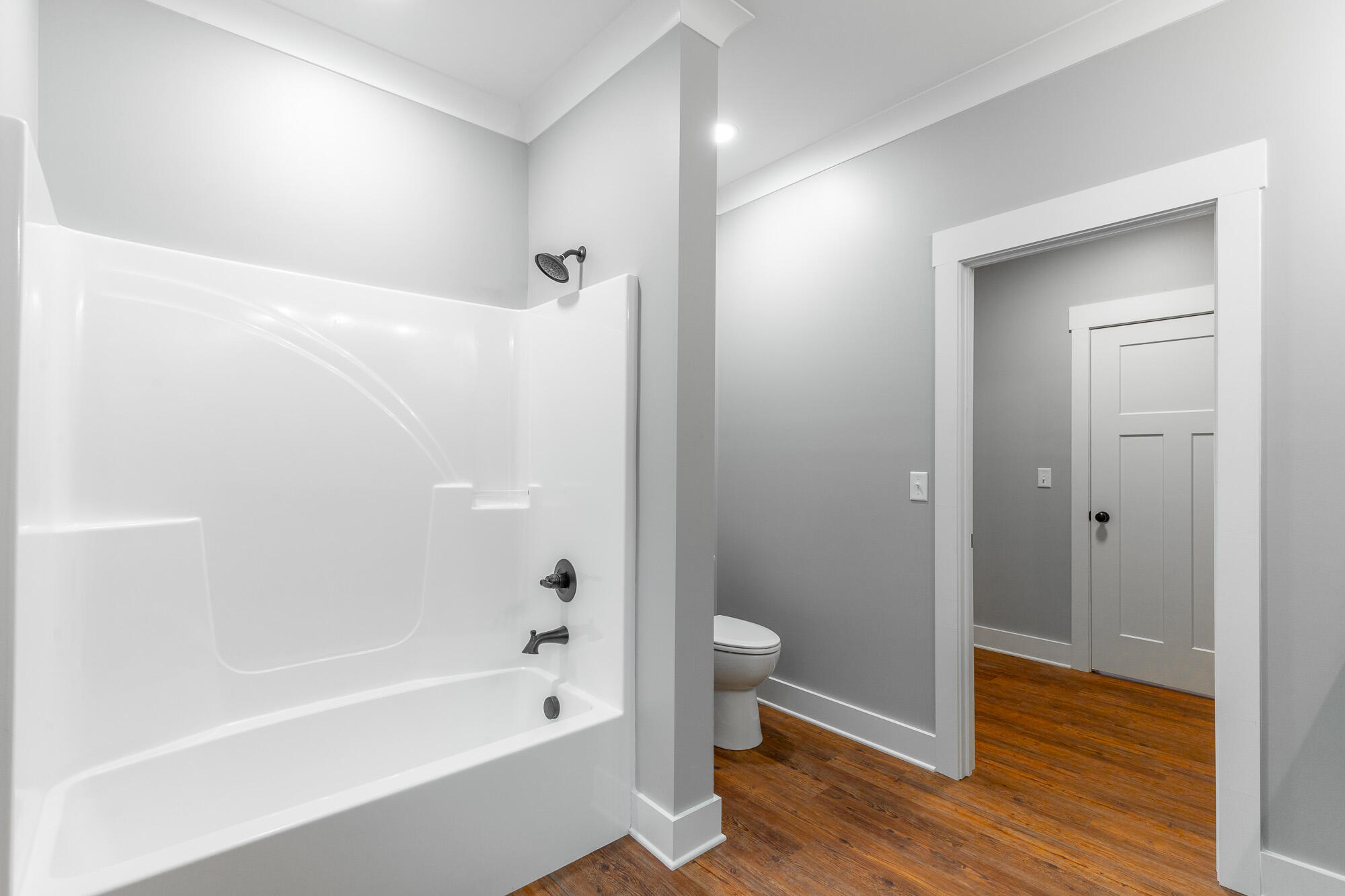 41 Greens Lake Road Rossville, GA 30741 - Photo 19 of 30 Bathroom