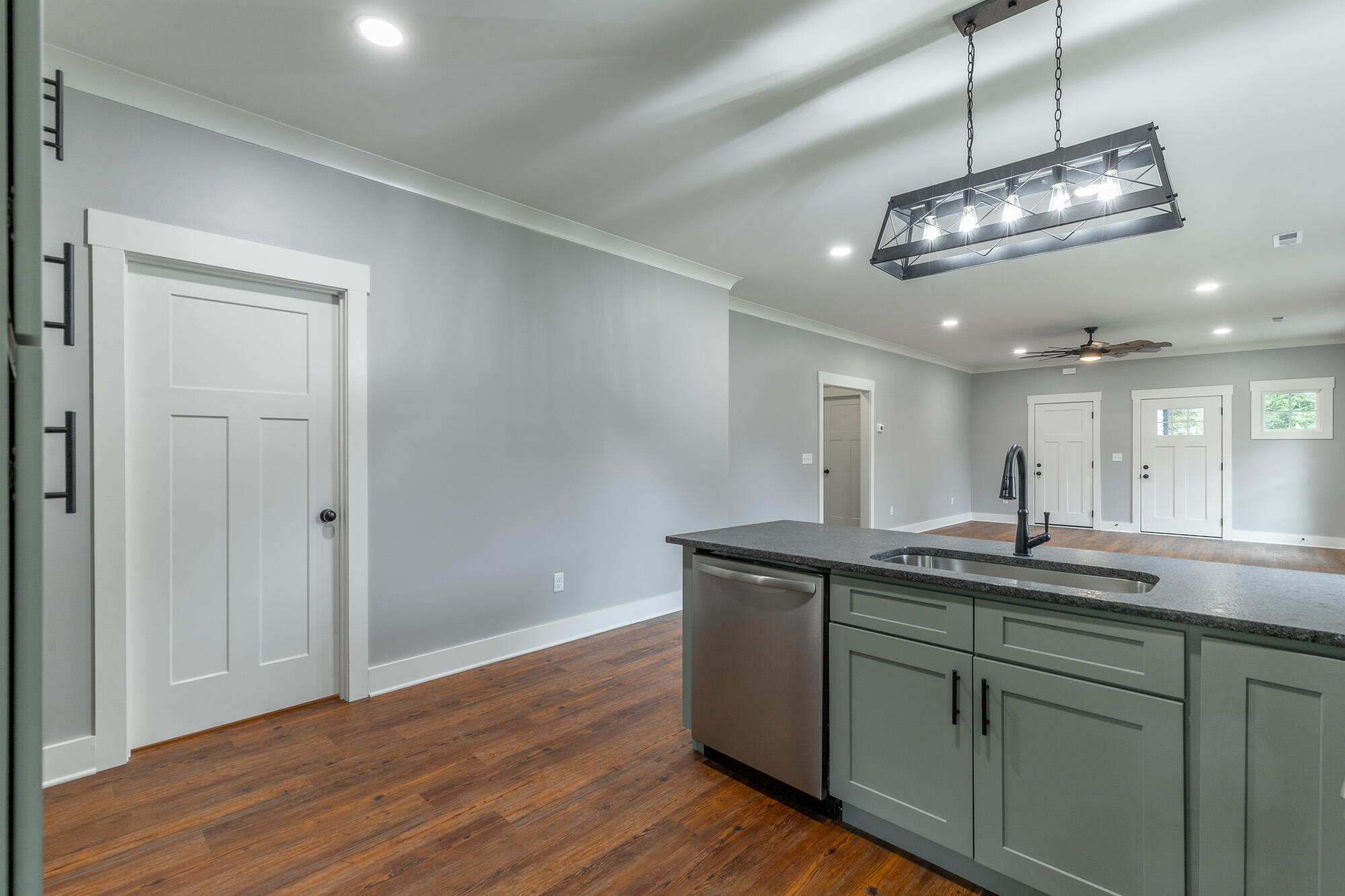 41 Greens Lake Road Rossville, GA 30741 - Photo 10 of 30 Kitchen