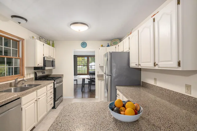 $327,000 | 601 East Oak Street, Fremont, MI 49412