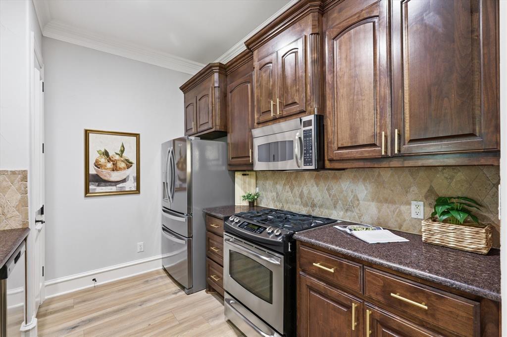 748 Rockingham Drive Irving, TX 75063 - Photo 24 of 40 Gallery Image 24