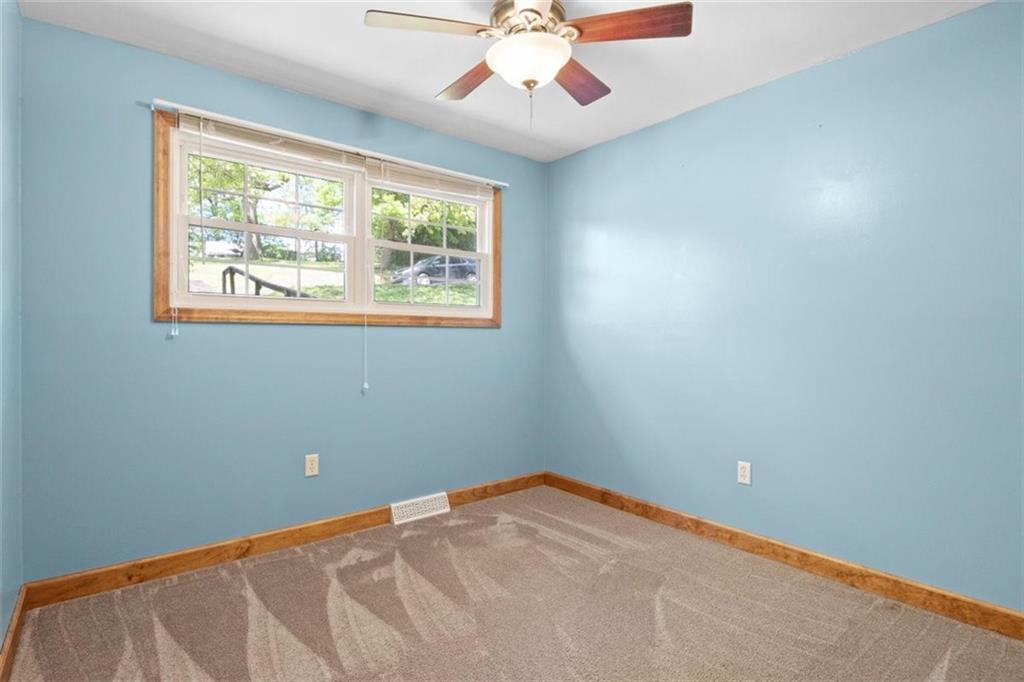 2014 Birch Road Monaca, PA 15061 - Photo 15 of 25 Gallery Image 15