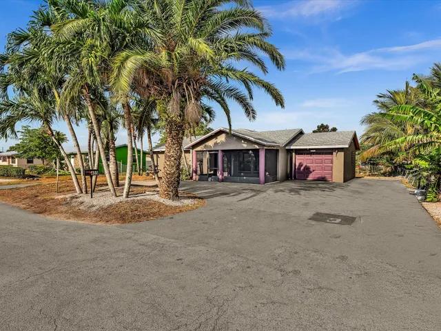 a view of a house with a outdoor space