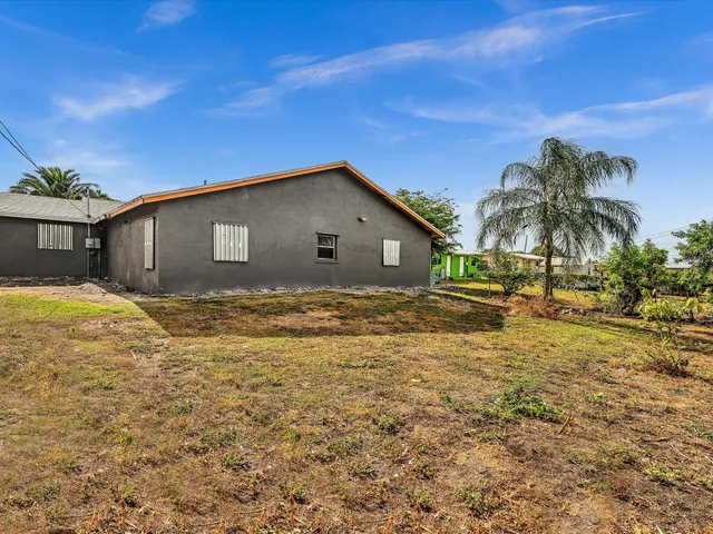 a view of a livingroom with a furniture