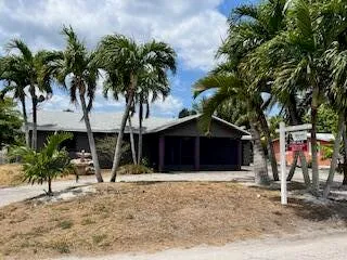$325,000 | 455 Janice Avenue, South Bay, FL 33493