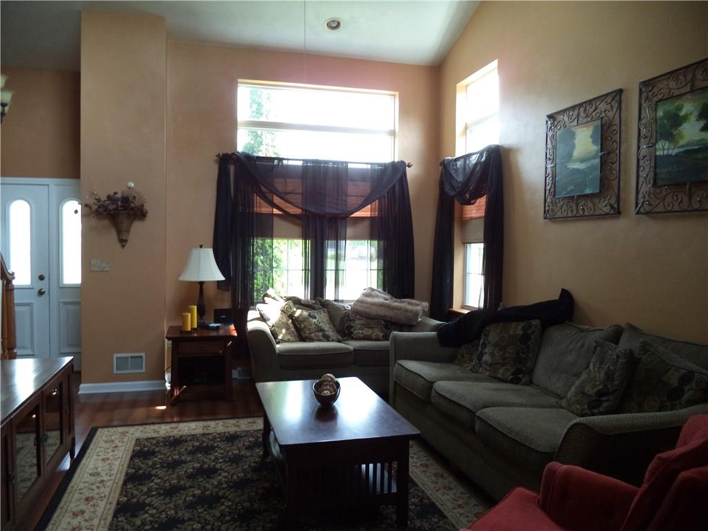 504 Independence Street Perryopolis, PA 15473 - Photo 4 of 18 Gallery Image 4