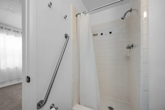 $1,800 | 435 Argyle Court, Mary Esther, FL 32569