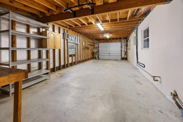 $1,800 | 435 Argyle Court, Mary Esther, FL 32569