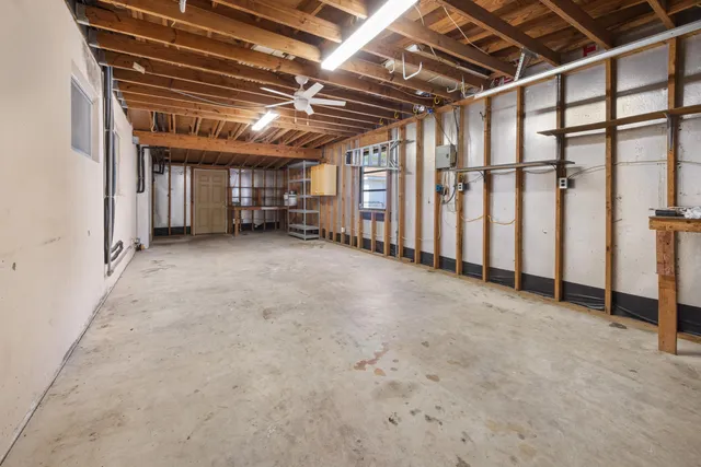 $1,800 | 435 Argyle Court, Mary Esther, FL 32569