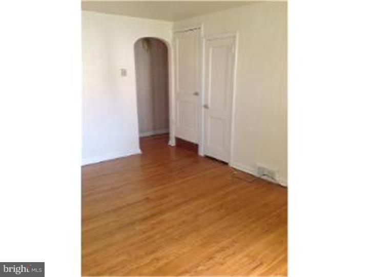 1210 Rhawn Street Philadelphia, PA 19111 - Photo 3 of 21 Living Room