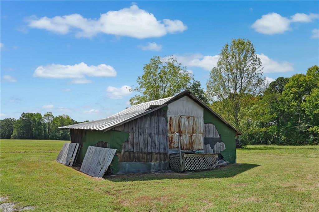 1954 Guerrant Springs Road Ruffin, NC 27326 - Photo 42 of 48 Gallery Image 42