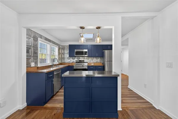 $1,849 | 240 East 5th Avenue, Winder, GA 30680