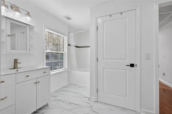 $1,849 | 240 East 5th Avenue, Winder, GA 30680