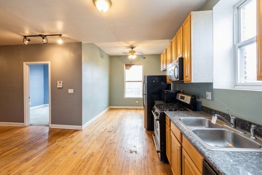 501 West 60th Place, Unit 3 Chicago, IL 60621 - Photo 6 of 16