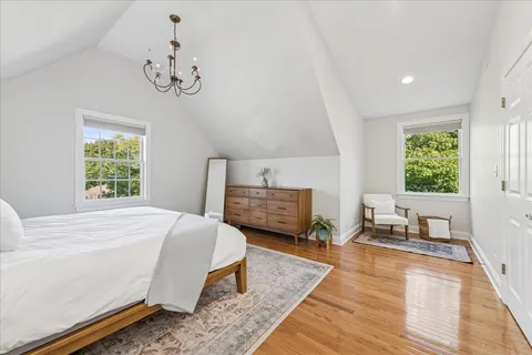 $799,000 | 109 West Hillside Avenue, Barrington, IL 60010