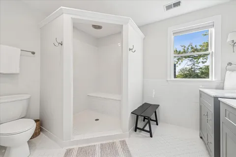 $799,000 | 109 West Hillside Avenue, Barrington, IL 60010