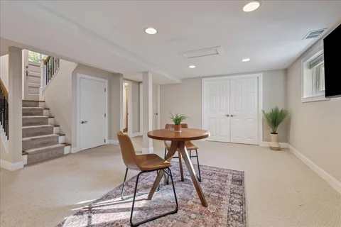 $799,000 | 109 West Hillside Avenue, Barrington, IL 60010