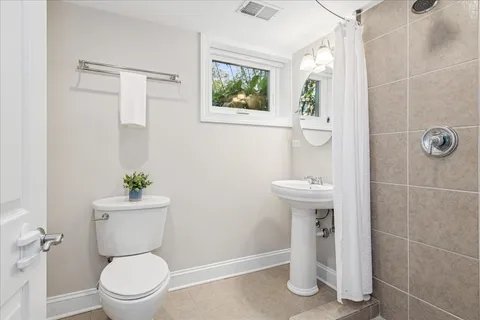 $799,000 | 109 West Hillside Avenue, Barrington, IL 60010