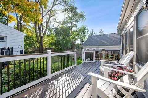 $799,000 | 109 West Hillside Avenue, Barrington, IL 60010