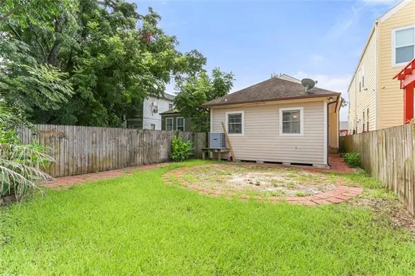 $2,300 | 2423 Reverend John Raphael Jr Way, New Orleans, LA 70113