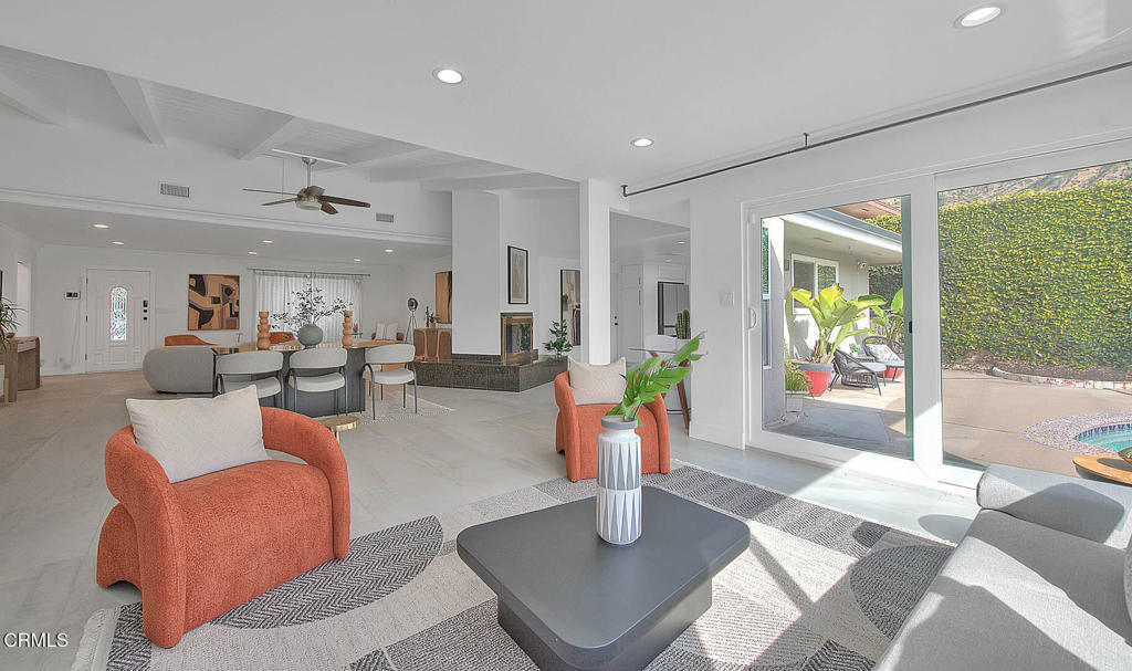 1420 Riviera Drive Pasadena, CA 91107 - Photo 10 of 23 Family Room 2