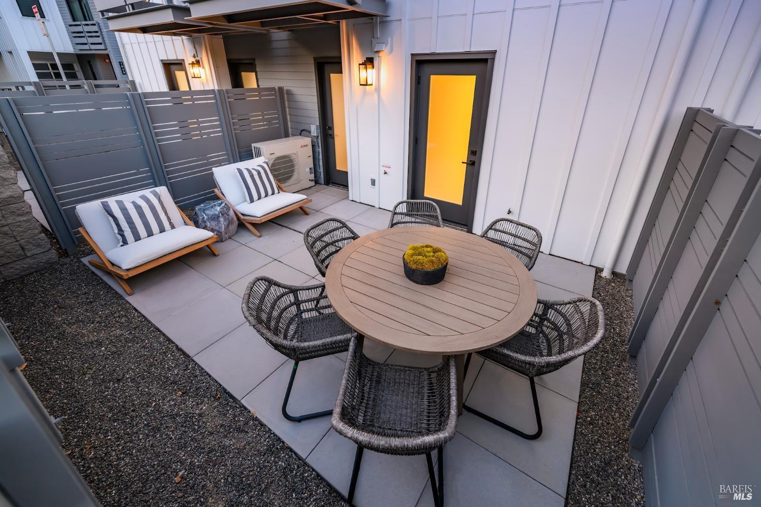 1096 Foster Road Napa, CA 94558 - Photo 23 of 26