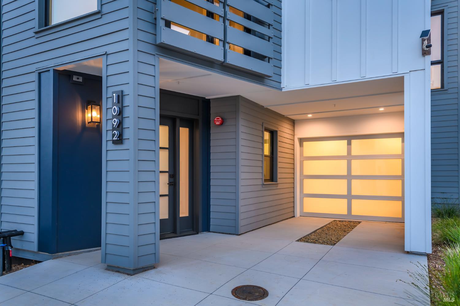 1096 Foster Road Napa, CA 94558 - Photo 4 of 26