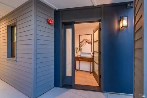 $849,000 | 1096 Foster Road, Napa, CA 94558