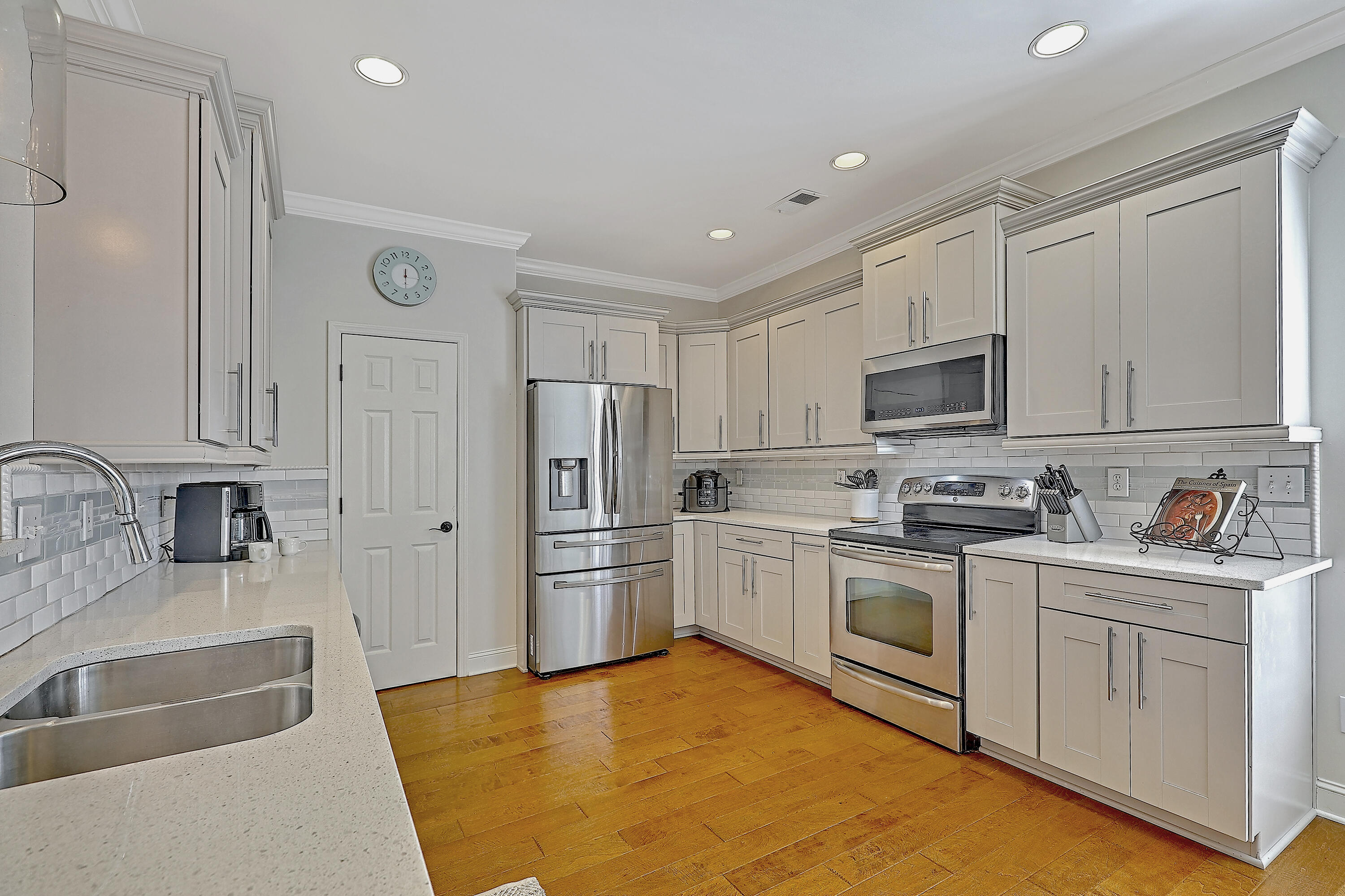 325 Rice Bay Drive Mount Pleasant, SC 29464 - Photo 17 of 55 1R3A0781_2_3_4_5_6_7 copy