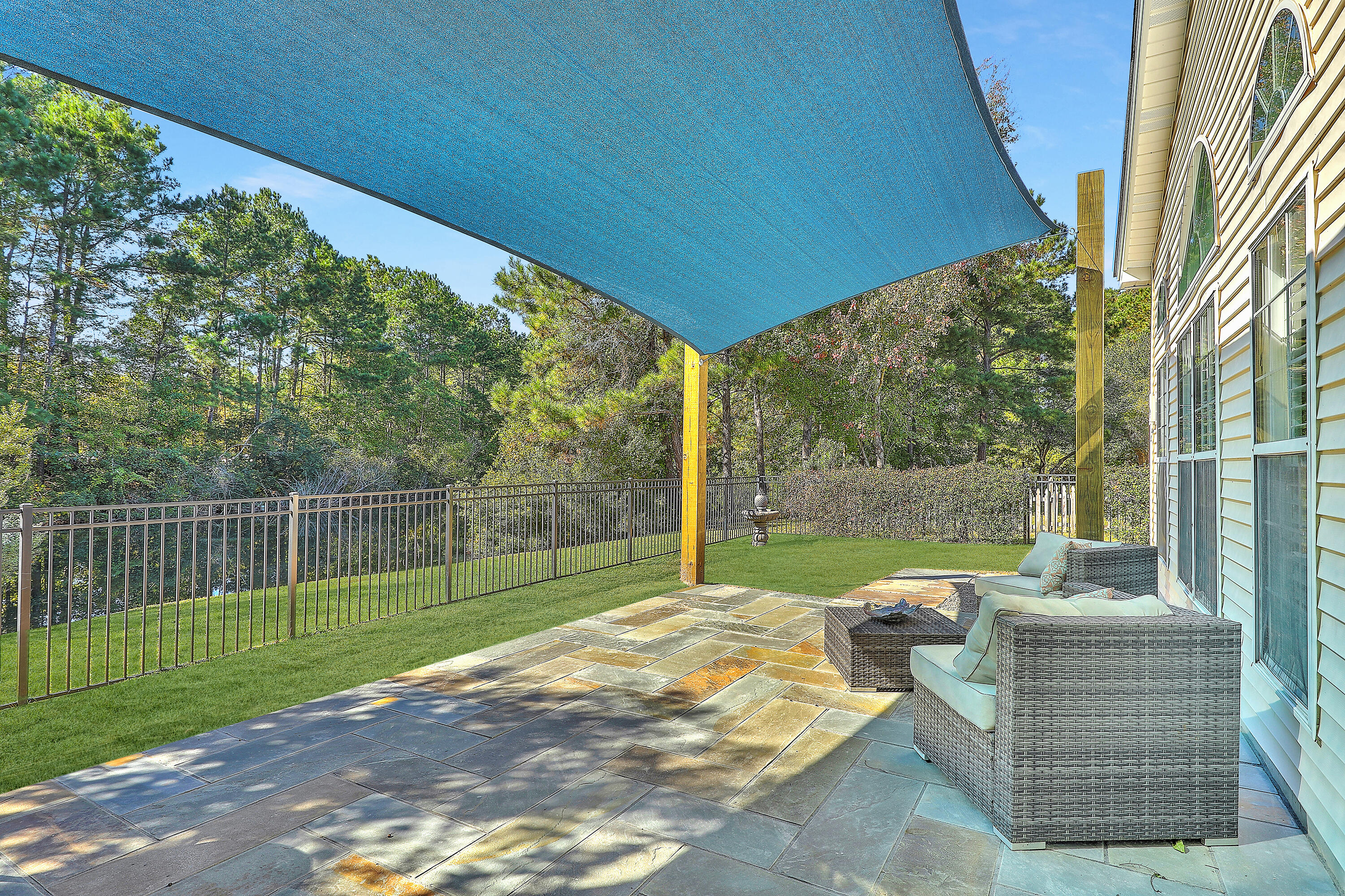 325 Rice Bay Drive Mount Pleasant, SC 29464 - Photo 7 of 55 1R3A0956_57_58_59_60_61_62 copy