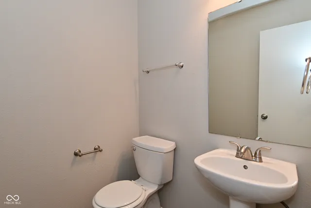 $349,900 | 10761 Parker Drive, Indianapolis, IN 46231