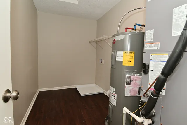 $349,900 | 10761 Parker Drive, Indianapolis, IN 46231